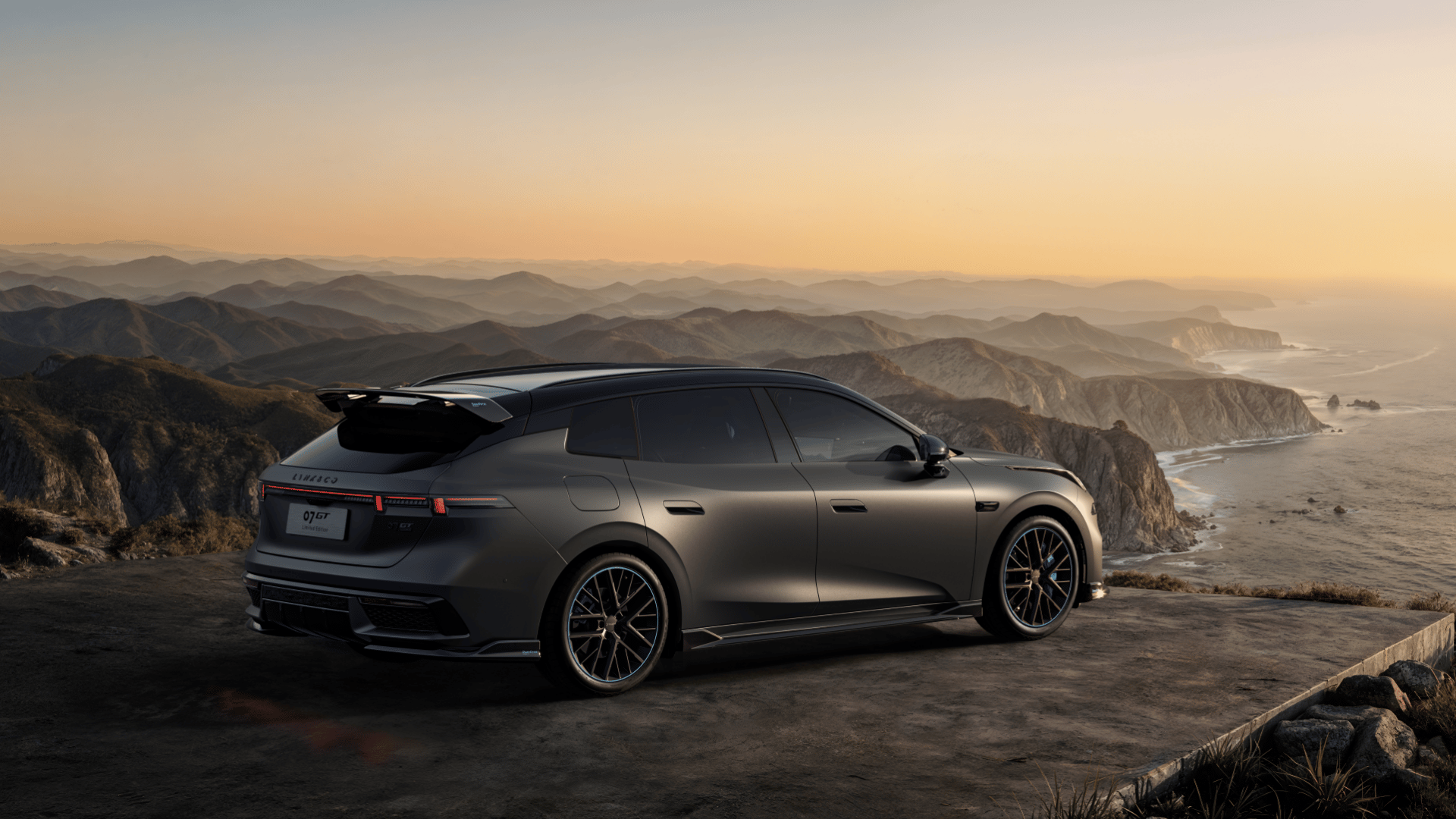 LynkCo 07 GT