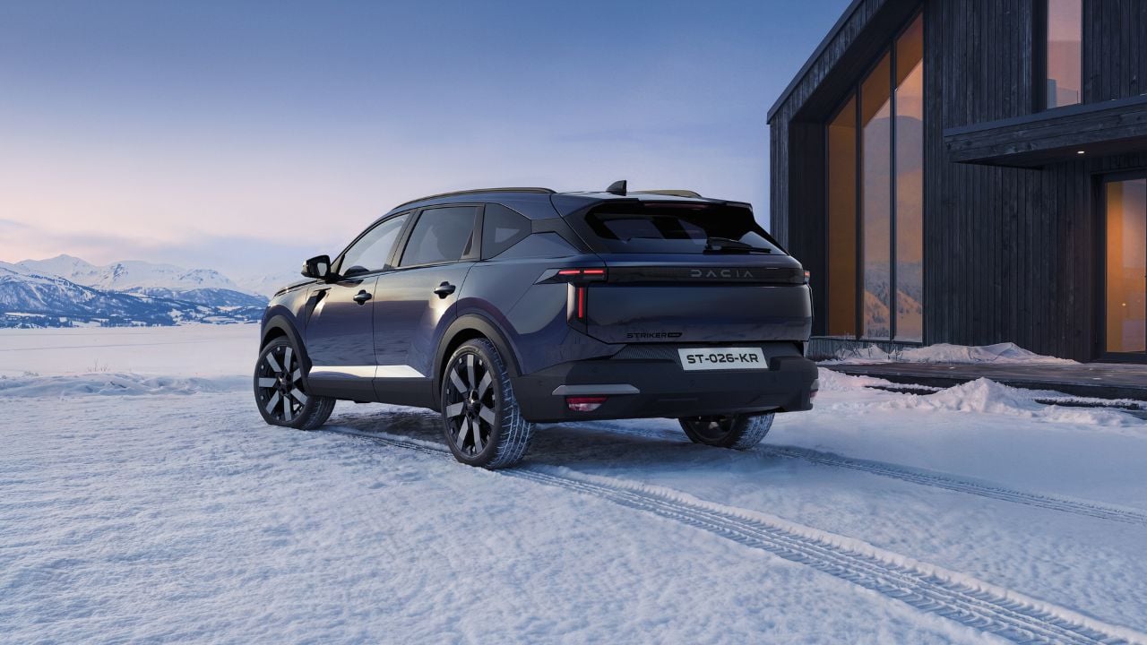 Dacia-Striker-2026-SUV-hybride-11