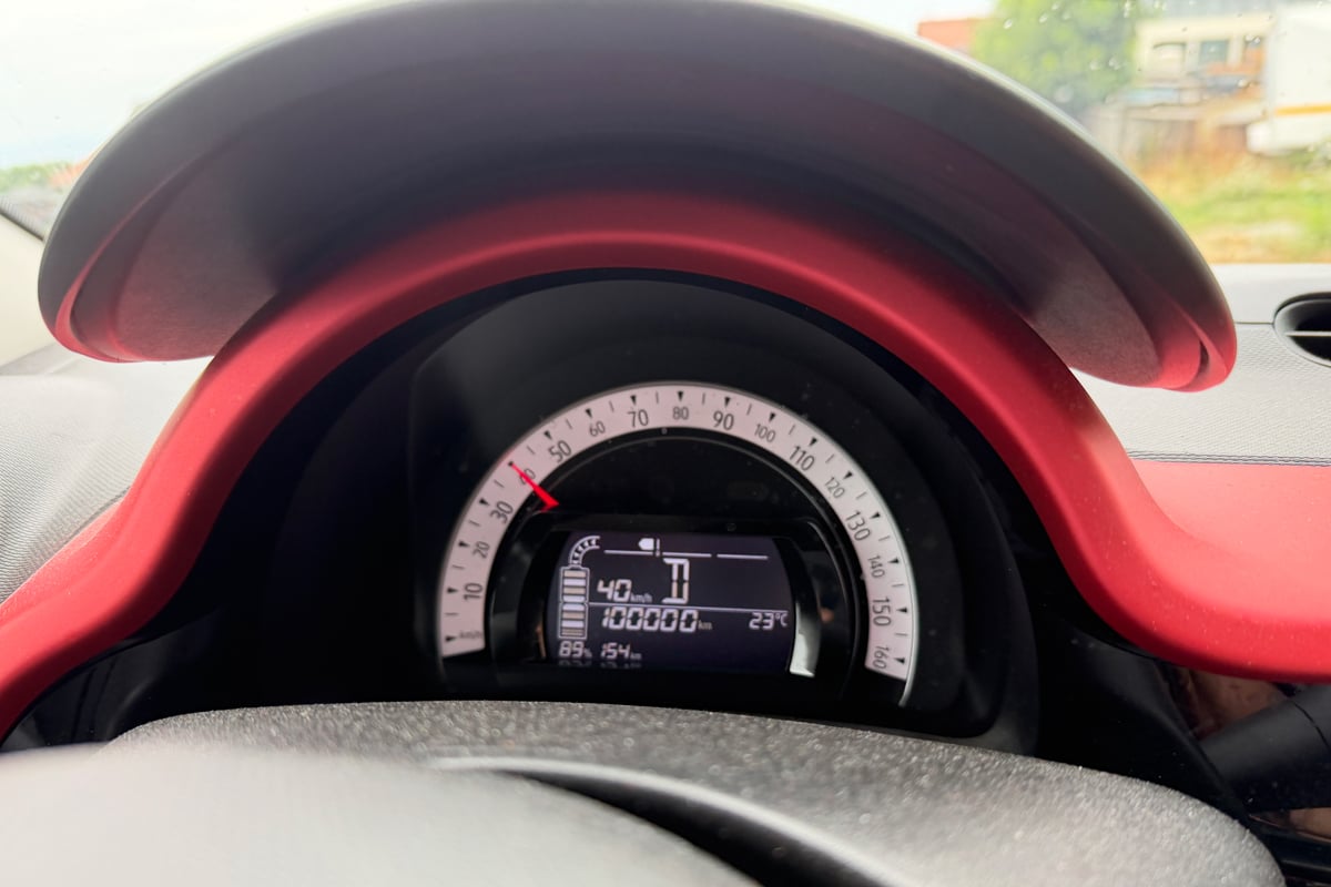 Passage des 100 000 km pour la Renault Twingo Z.E. de Marc