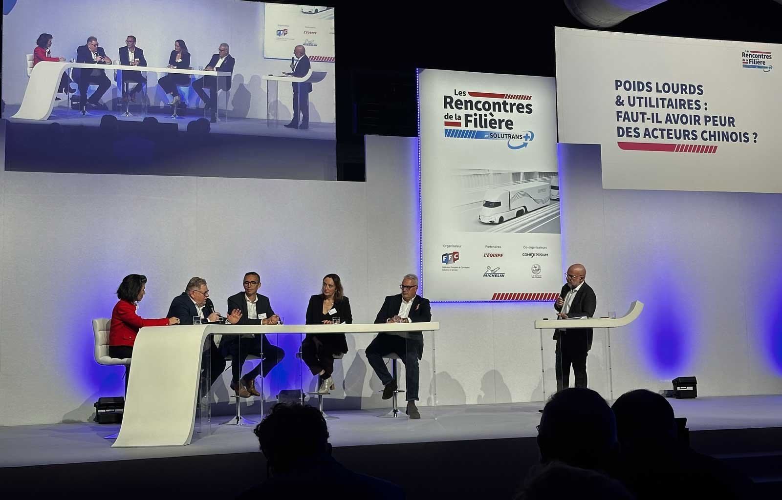 Table ronde sur les constructeurs chinois de poids lourds aux Rencontres de la Filière by Solutrans+