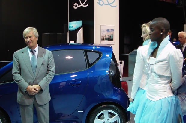 Le stand Bolloré au Mondial de l'auto de Paris 2010