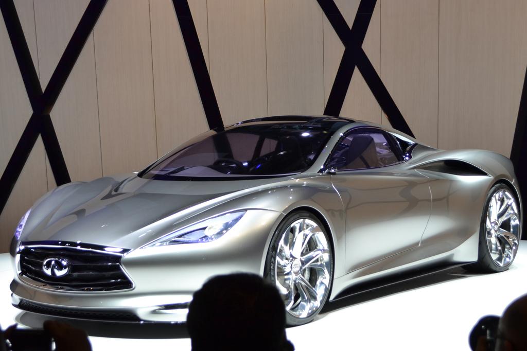 L'Infiniti EMERG-E au salon de Genève