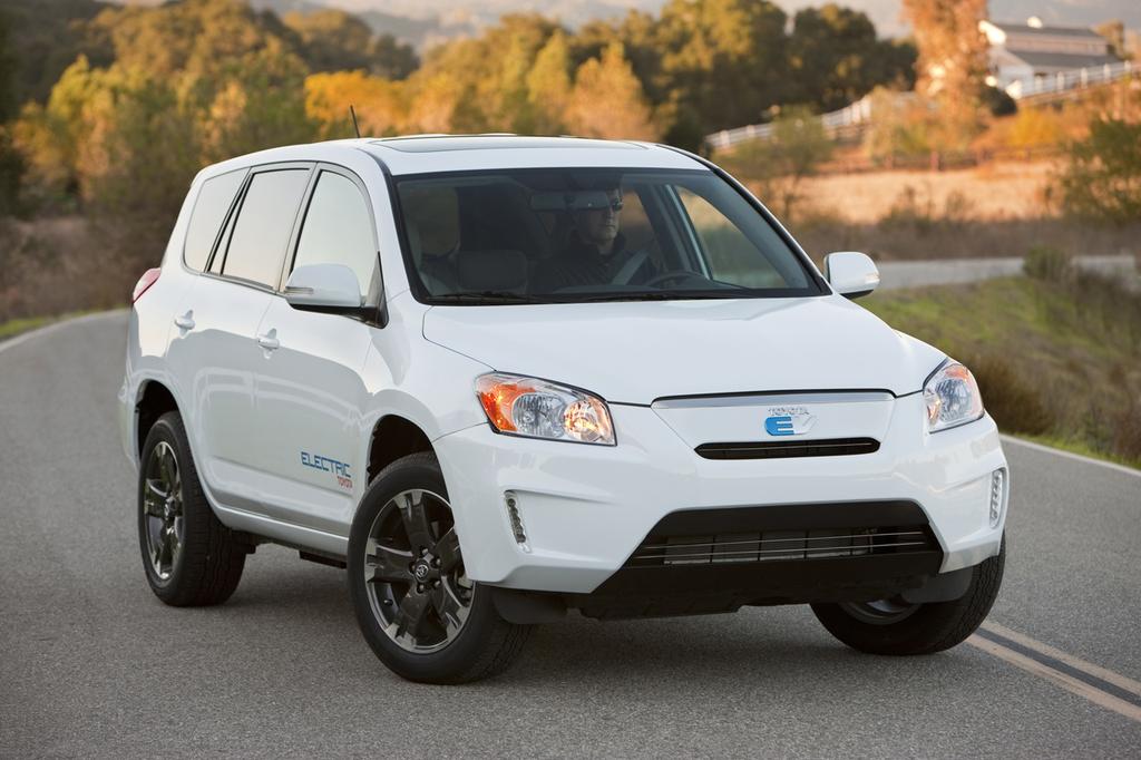 Le Toyota RAV4 100% électrique