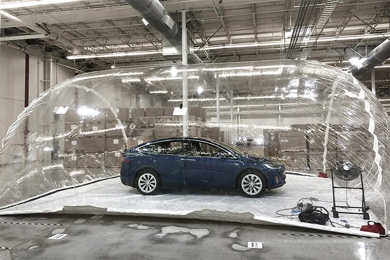 Quand Tesla teste son mode de défense contre les attaques biologiques