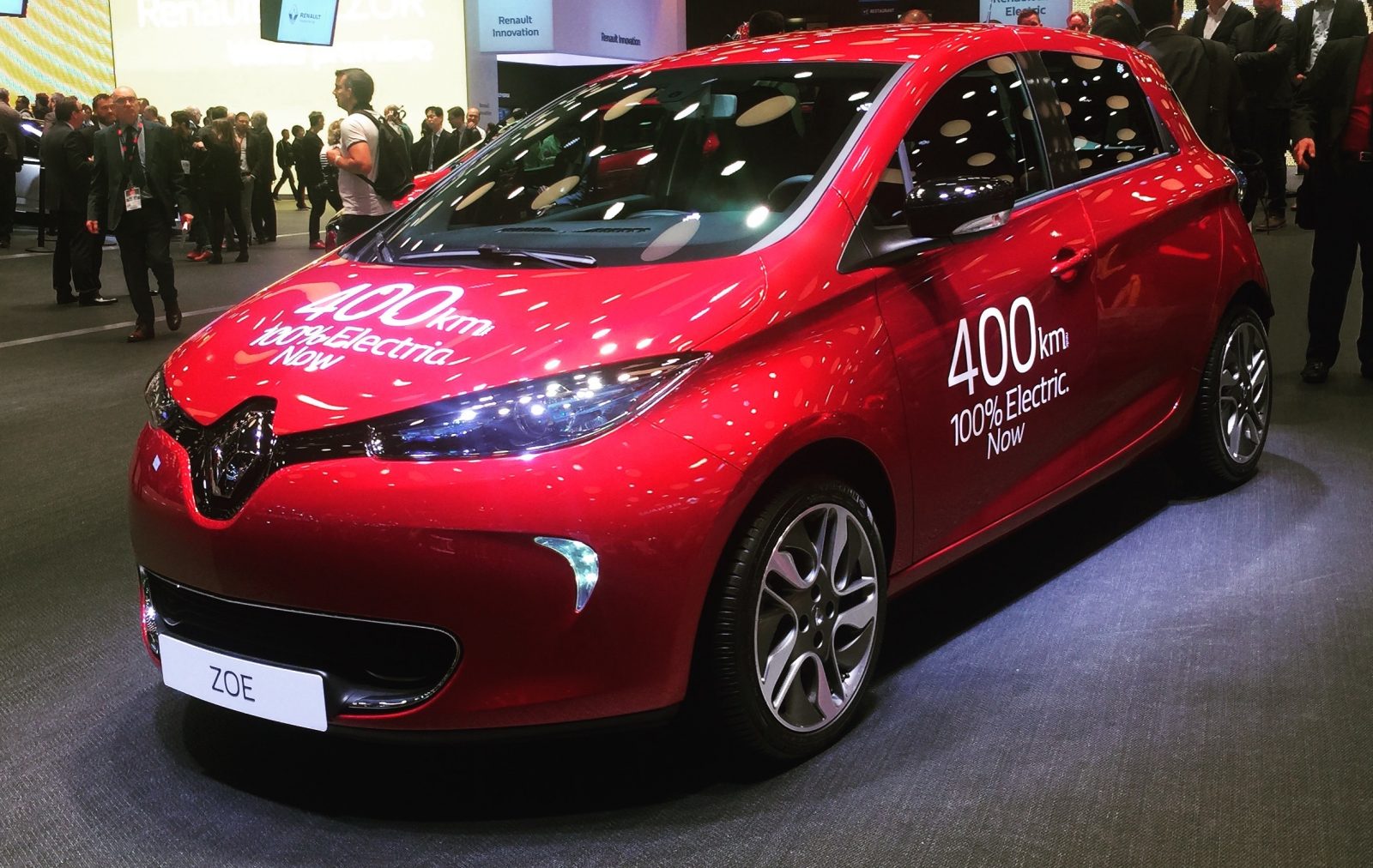 renault-zoe-rouge