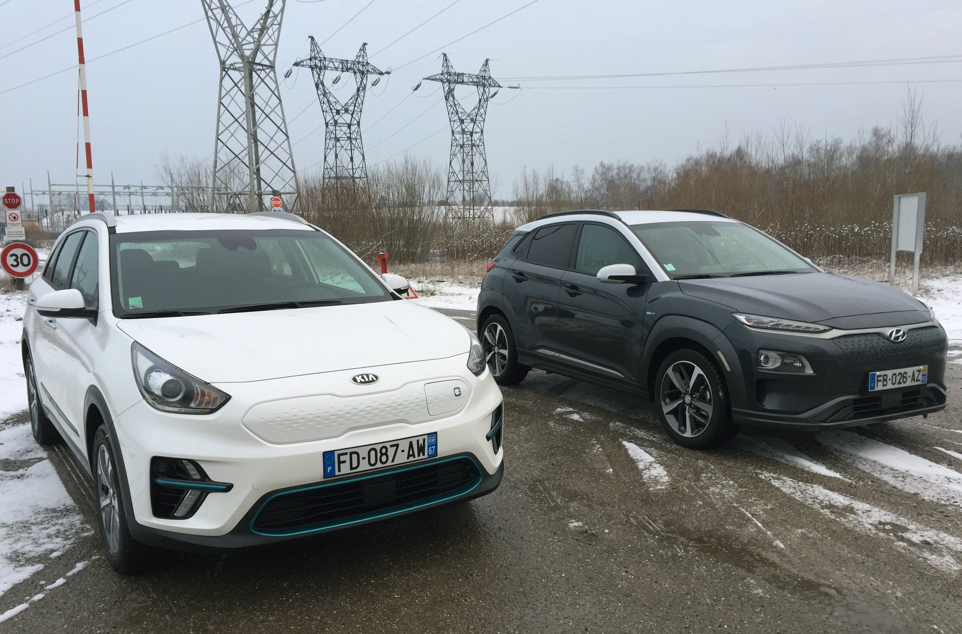 Un Kia e-Niro et un Hyundai Kona