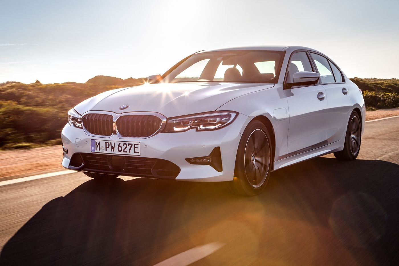 BMW 330e 2019