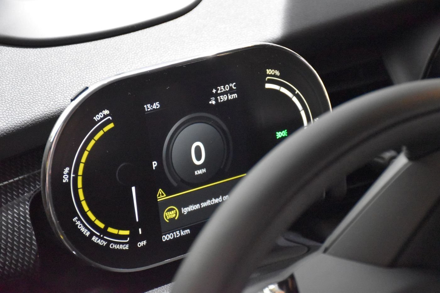 mini-electrique-cooper-se-2019-22 Des compteurs numériques de série