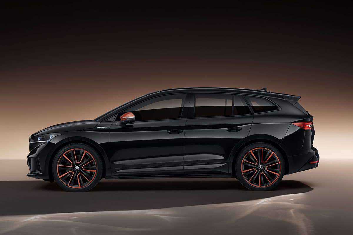 Hyundai-Ioniq-5-Skoda-Enyaq-iV-02