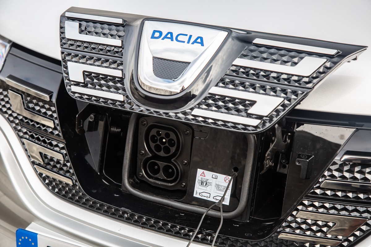 comparo-dacia-spring-0019