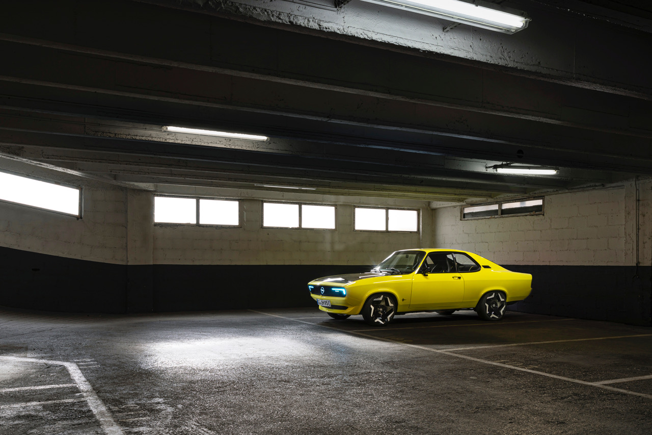 Opel-Manta-01