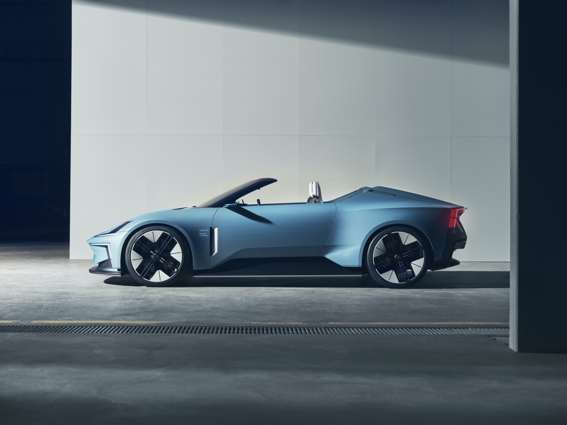 Polestar O2 Concept (2022)