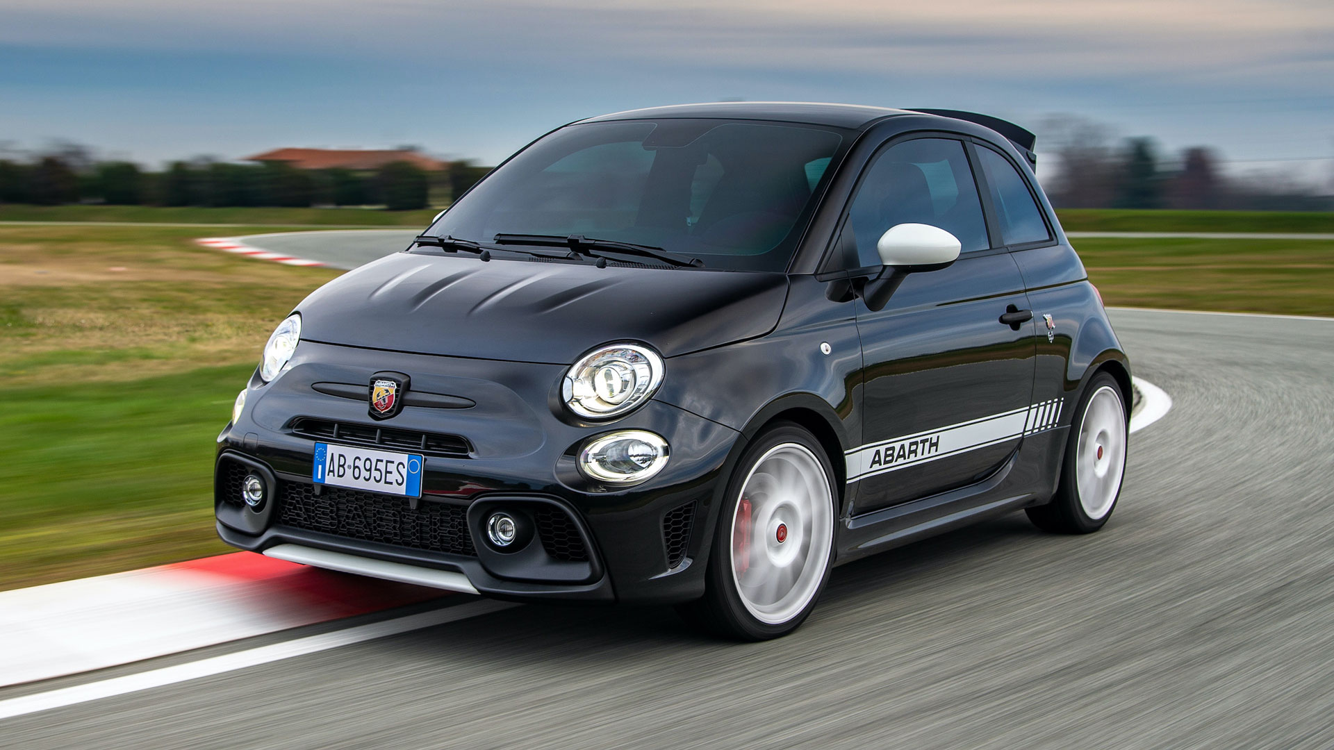 Abarth 695 Esseesse