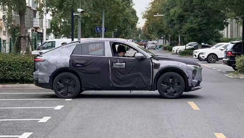 Spyshot NIO EC7