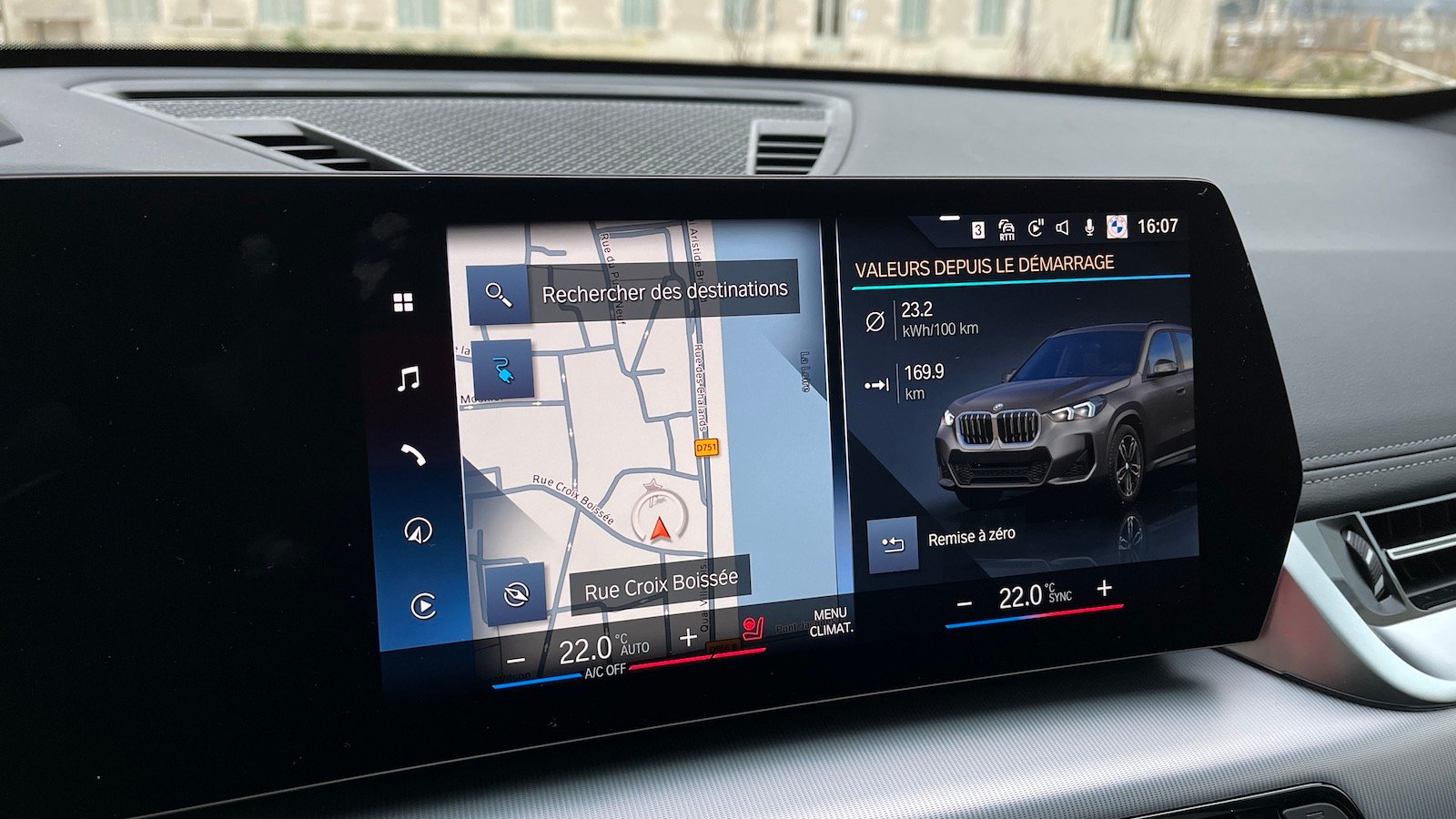 BMW-iX1-Xdrive30-2023_3866