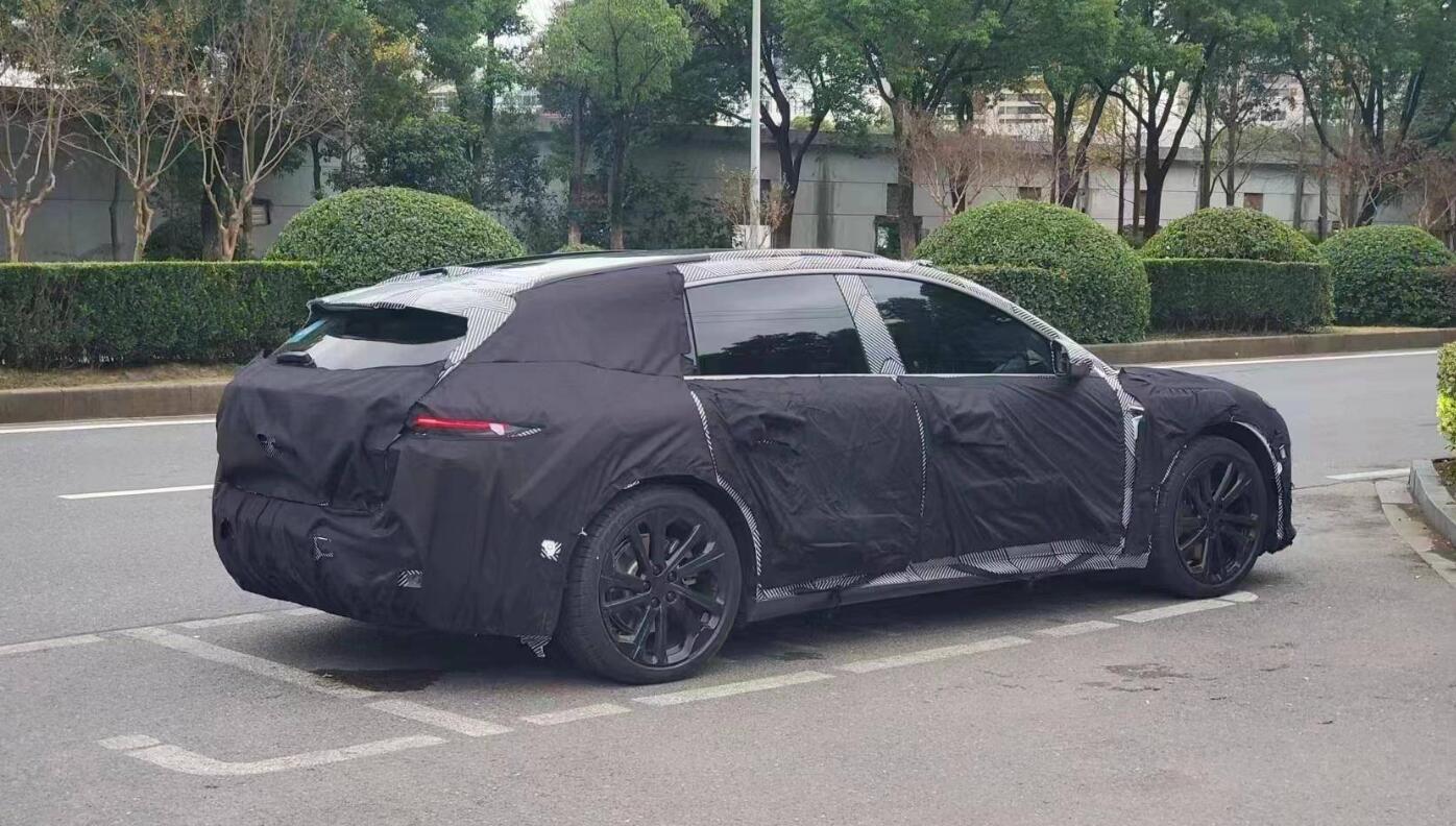 Prototype Nio ET5 Shooting Brake