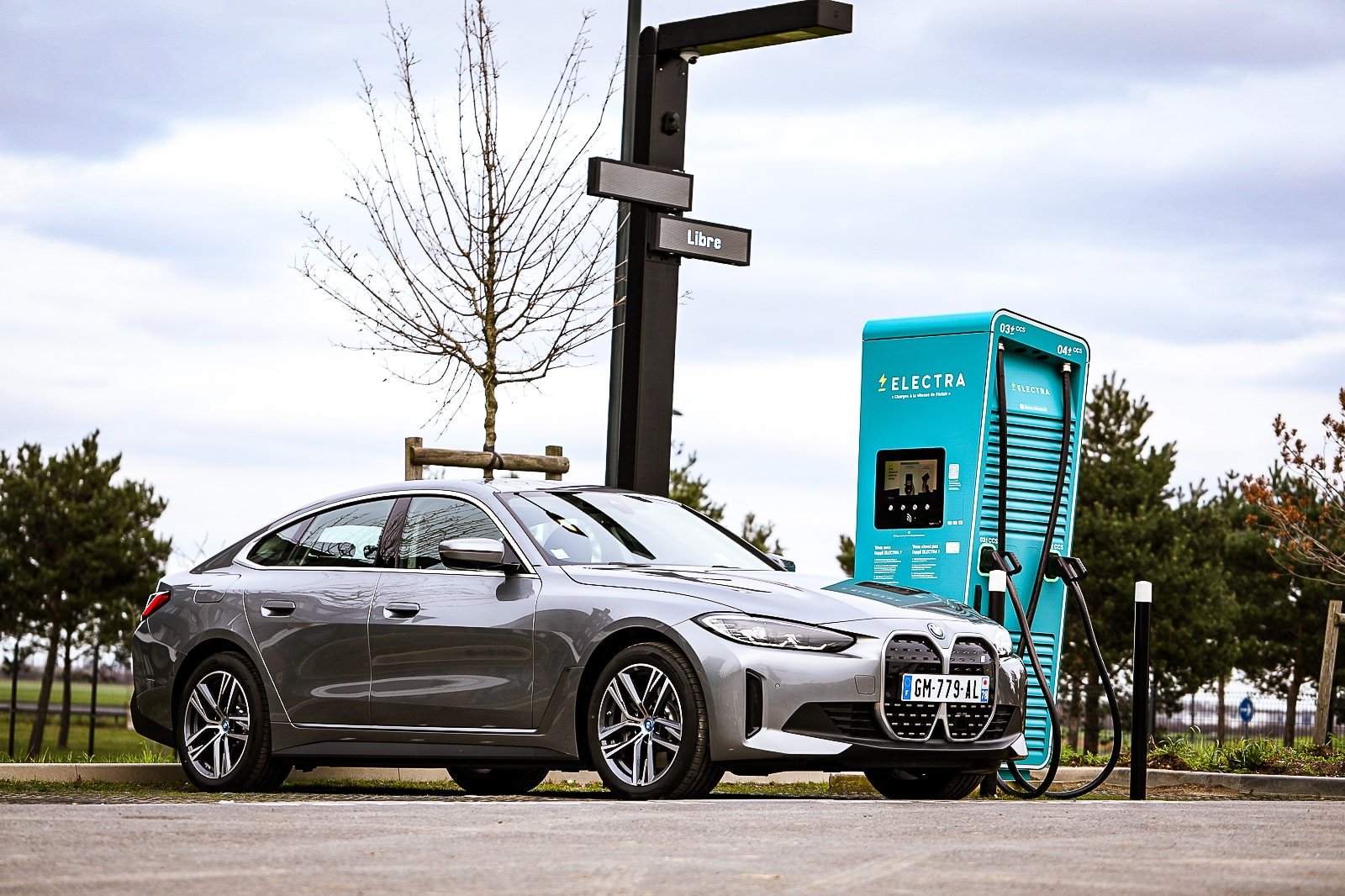 BMW i4 eDrive35 et Electra