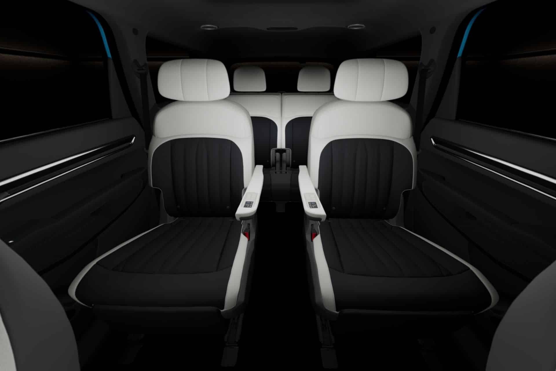 La deuxième rangée de sièges de l'EV9 peut pivoter à 180°