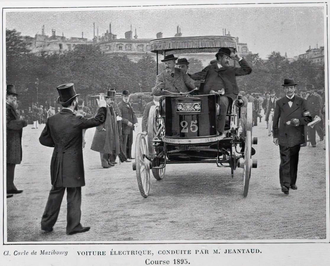 Voiture électrique de Charles Jeantaud au départ de Paris-Bordeaux-Paris