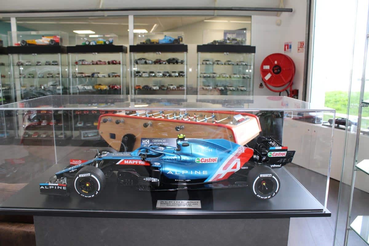 Formule 1 Alpine au 1/8