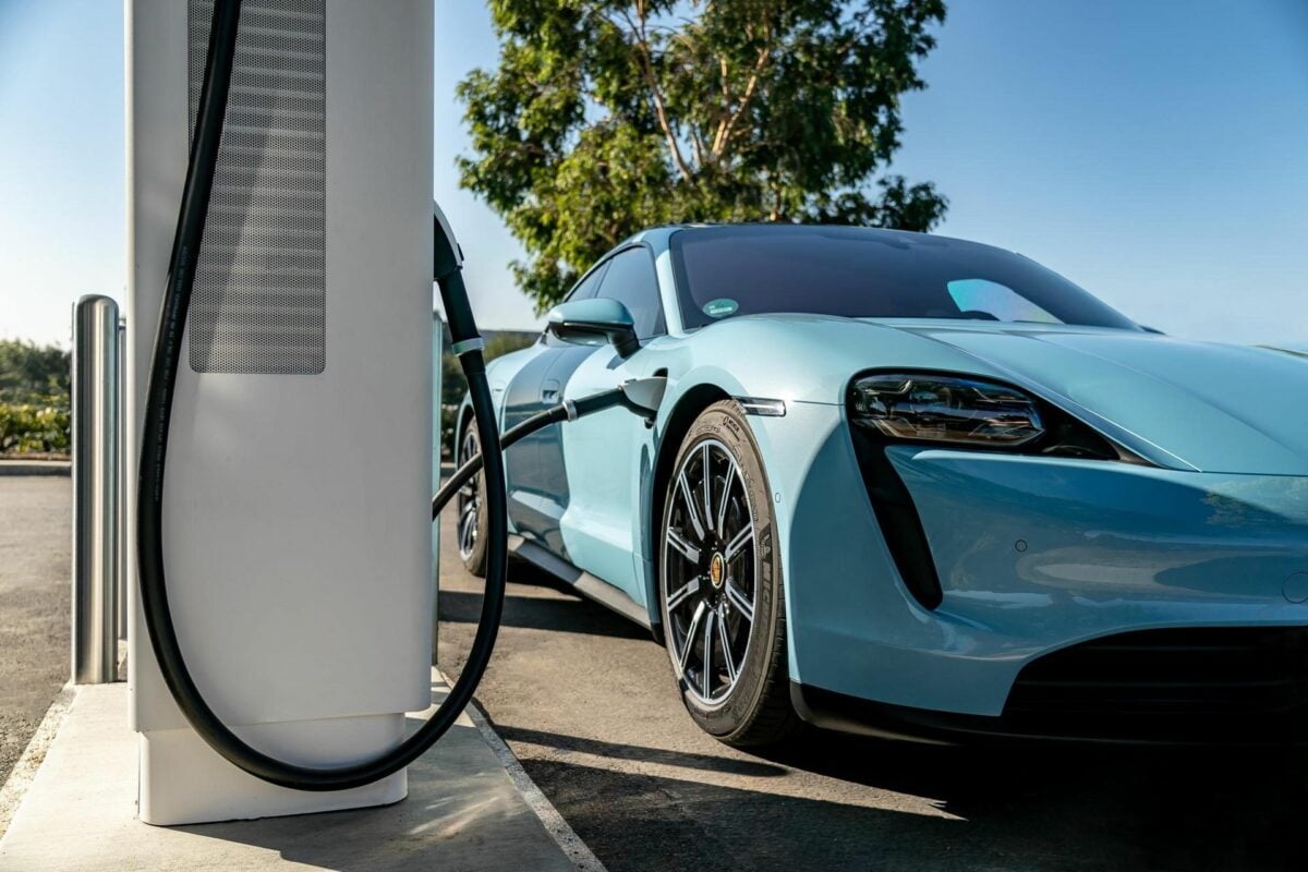 Porsche Taycan recharge