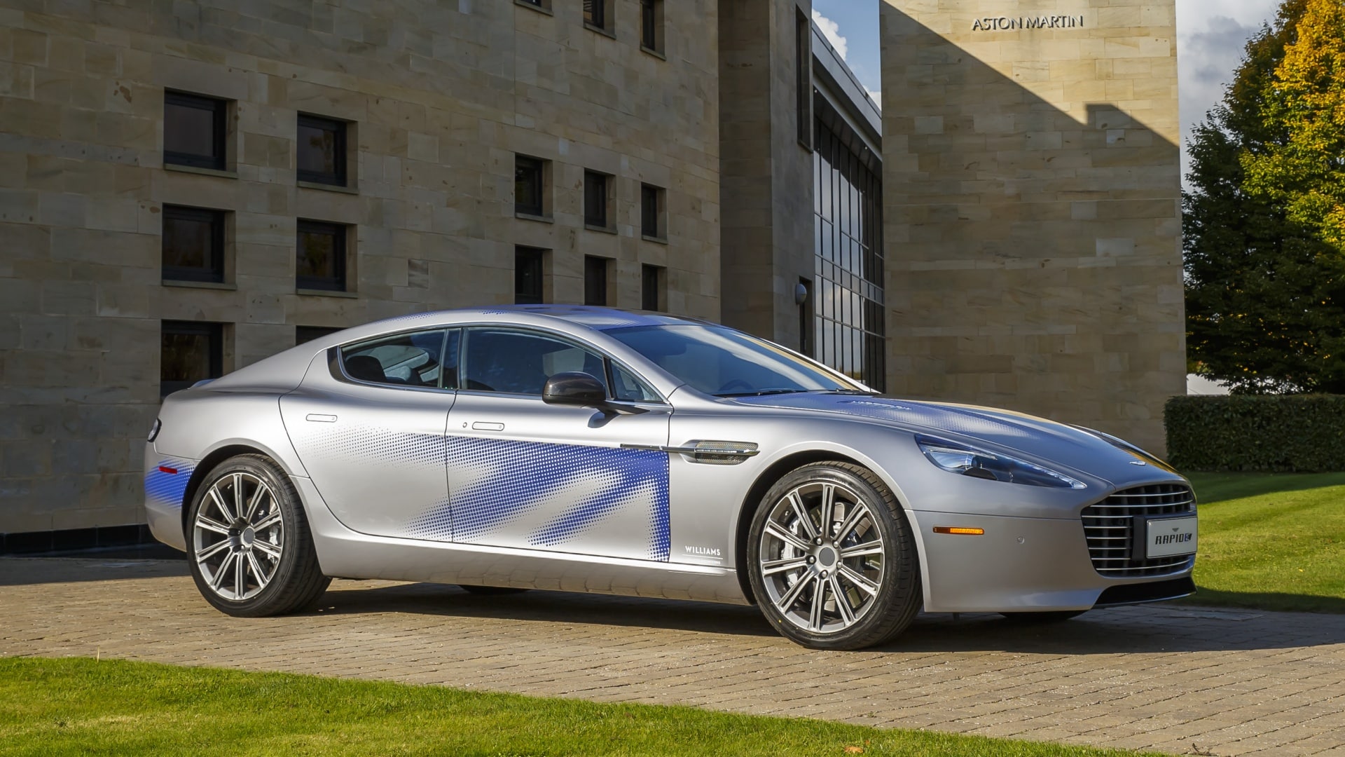 Aston Martin RapidE Concept