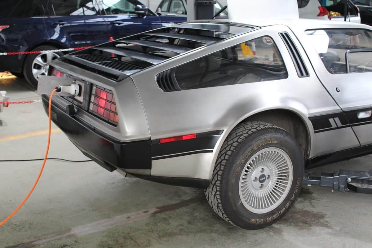 DeLorean DMC-12 rétrofitée