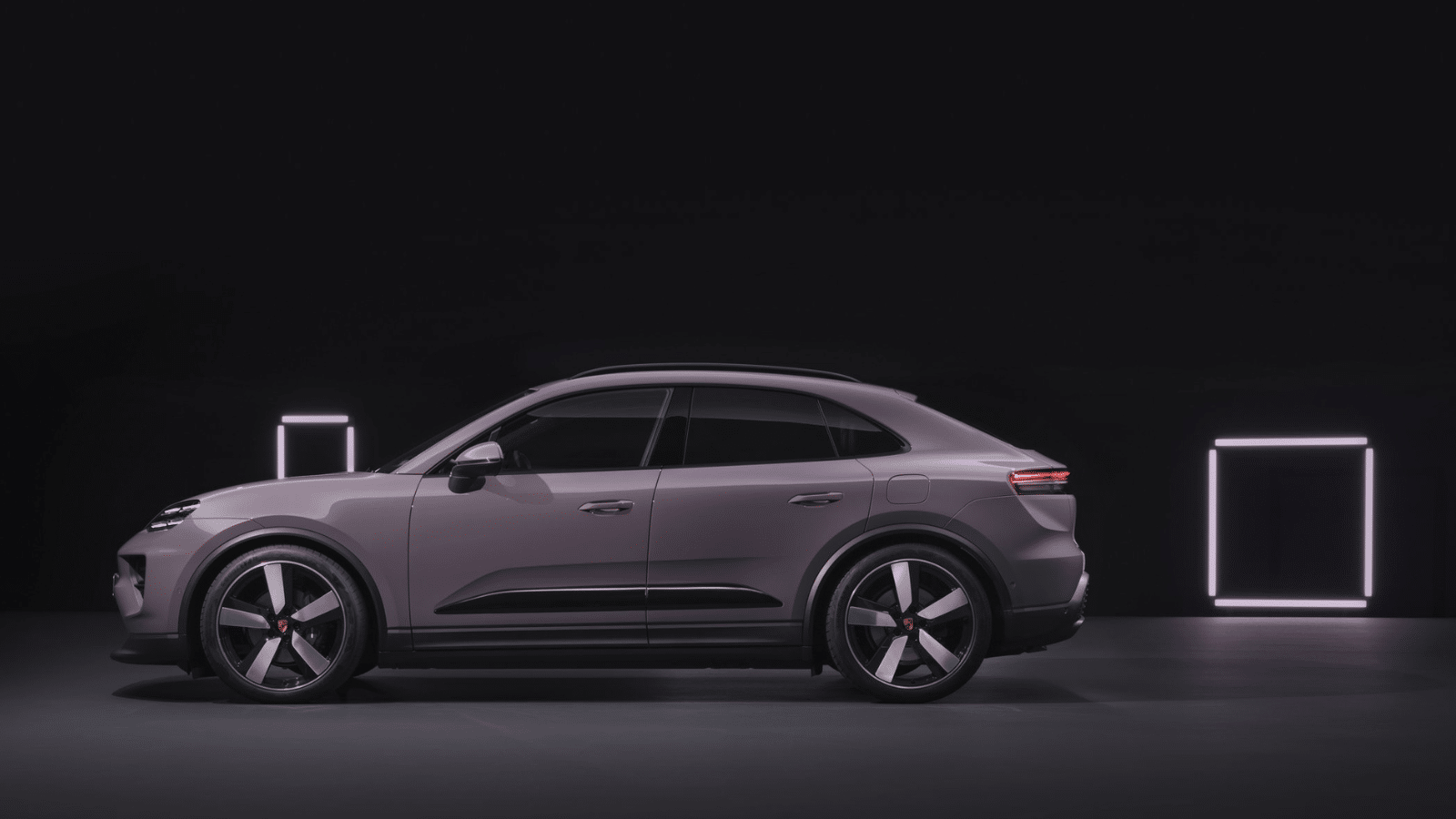 Porsche-Macan-Electrique-2024-1