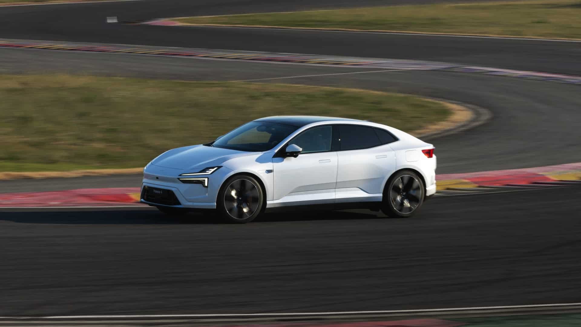 Polestar 4