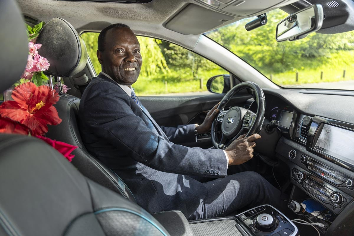 Jean et son Kia e-Niro VTC