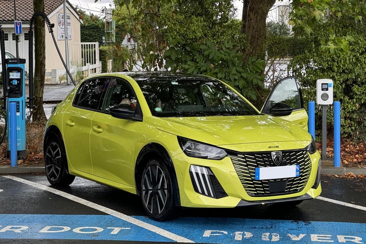 La Peugeot e-208 GT de Sylvain La Peugeot e-208 GT de Sylvain