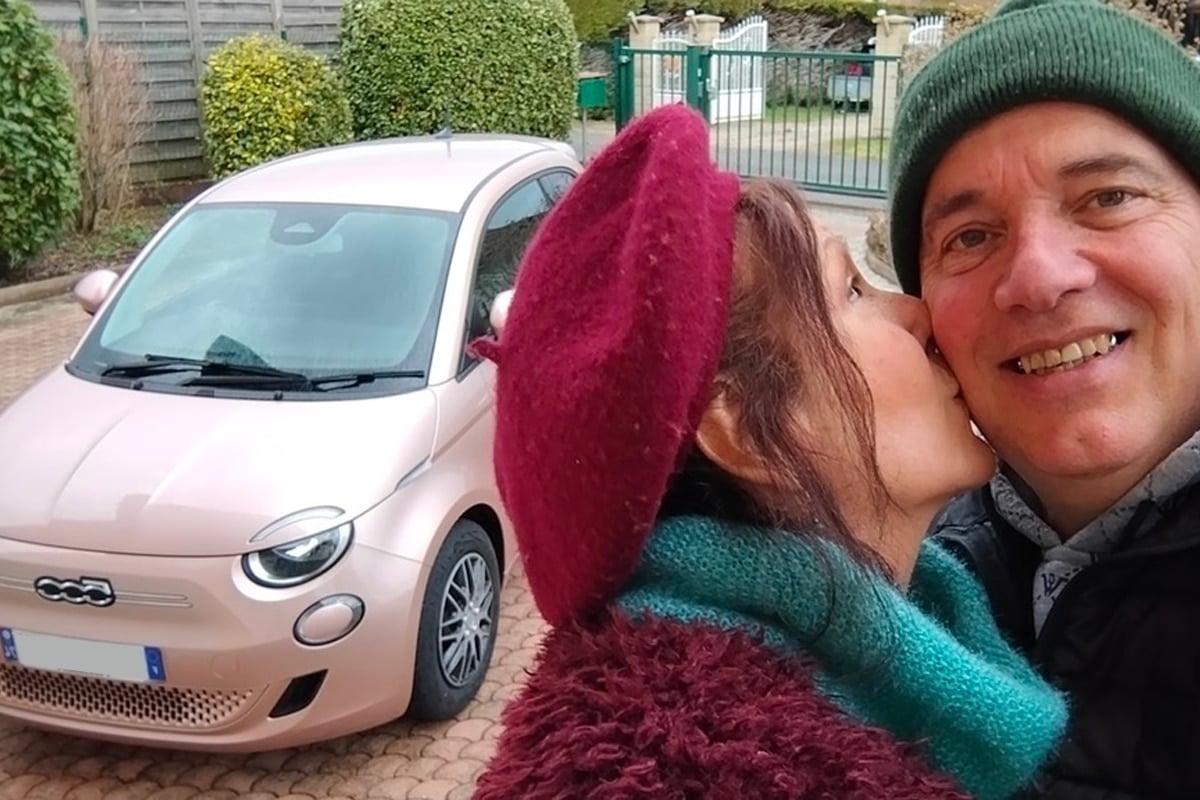 La Fiat 500e de l'épouse de Pascal