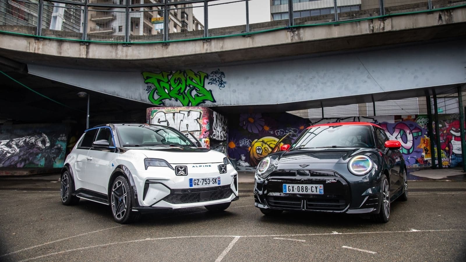 Alpine A290 et Mini Cooper JCW électrique