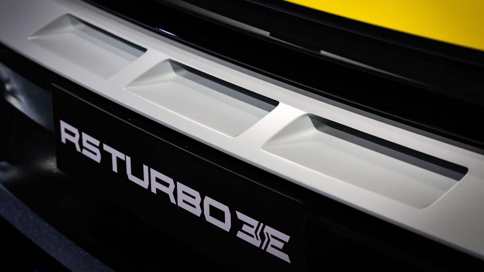 Renault-5-Turbo-3E-2025-presentation-fiche-technique-11