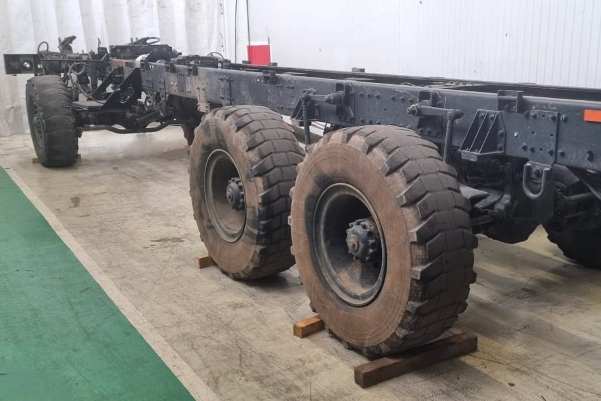 Camion brousse de Thoiry rétrofité par Idée Services - Châssis nu