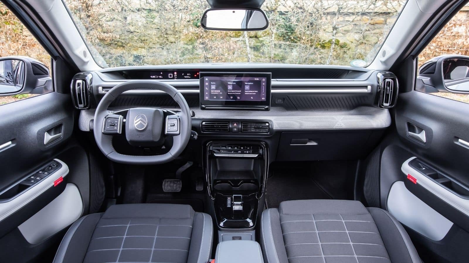 Citroen-eC3-2025-citadine-electrique-11