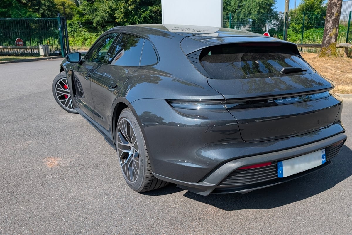 Le Porsche Taycan Turismo 4S de Thomas