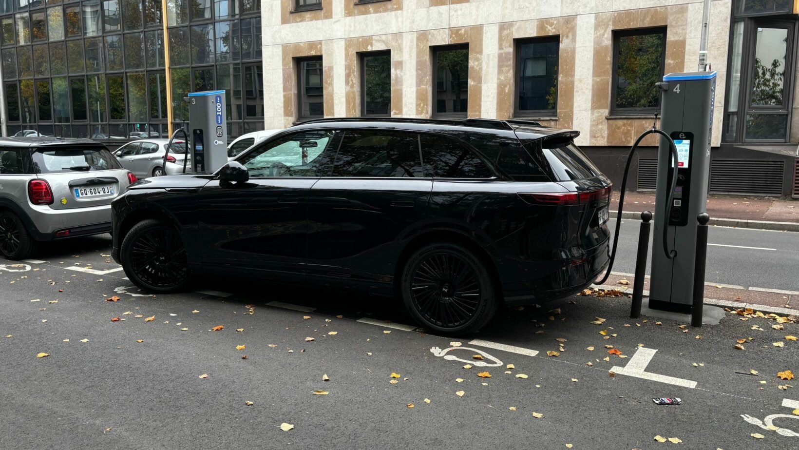 Le Xpeng G9 Performance en charge