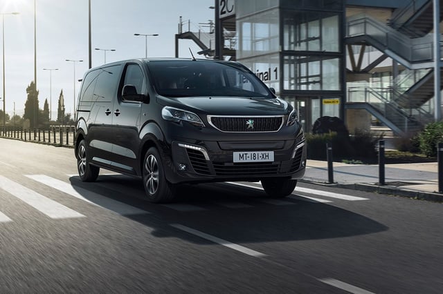 Peugeot e-Traveller
