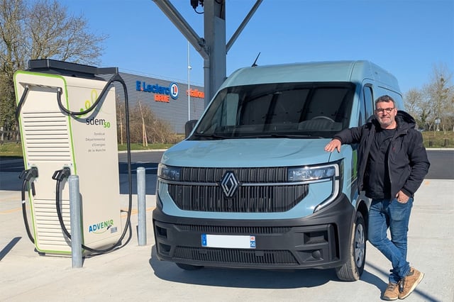 Cyril, Maraîcher bio, teste un Renault Master E-Tech