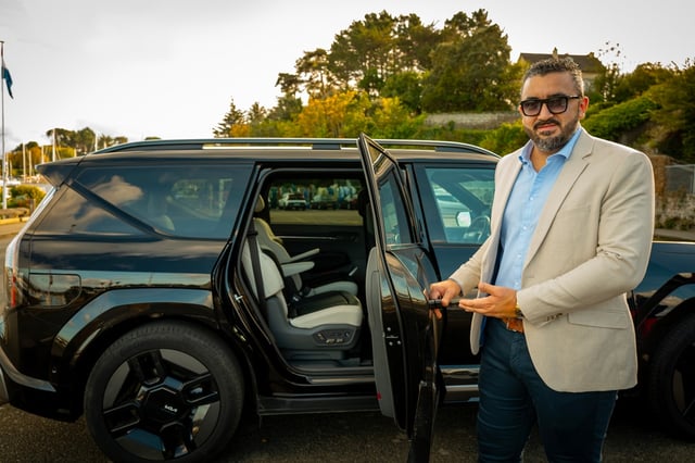 Entrez dans le Kia EV9 de Breizh Boarding VTC