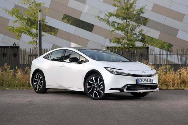 Toyota Prius PHEV