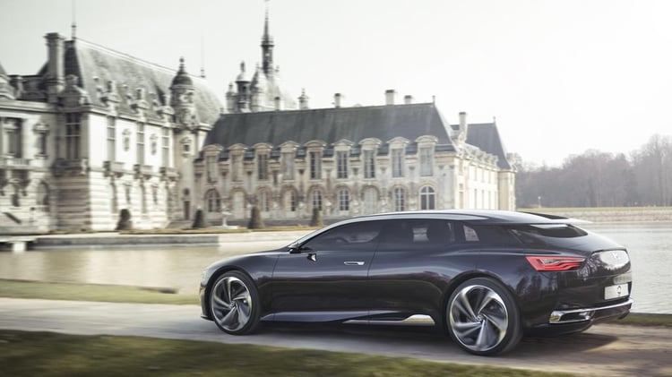 Une ligne sculpturale pour cette Citroen DS numéro 9