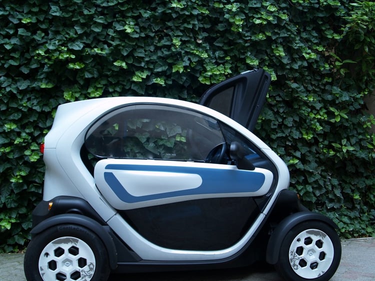 Les vitres rigides fixées sur la Renault Twizy