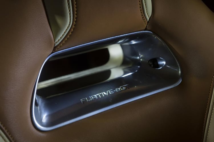 Un appuie-tête de l'Exagon Furtive e-GT