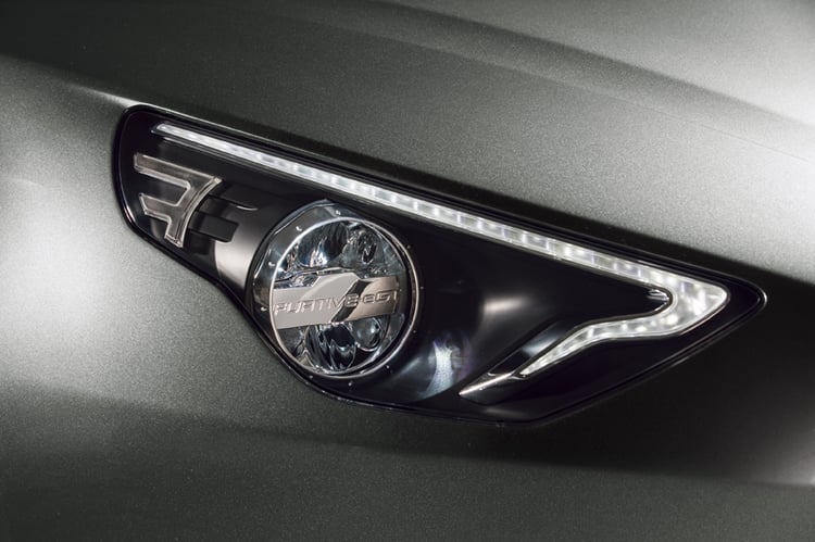 Les phares de l'Exagon Furtive e-GT participent à son style élégant