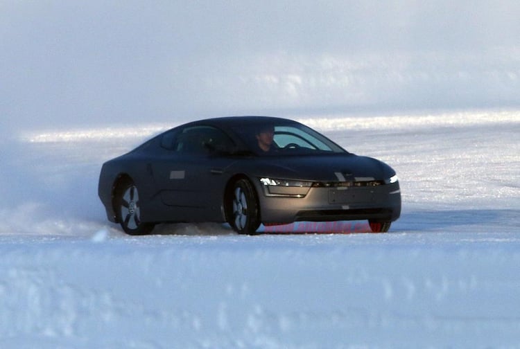 XL1 vue de trois-quarts (avant gauche)