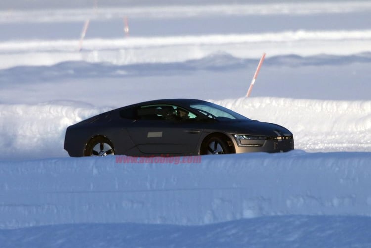 Profil droit de l'XL1