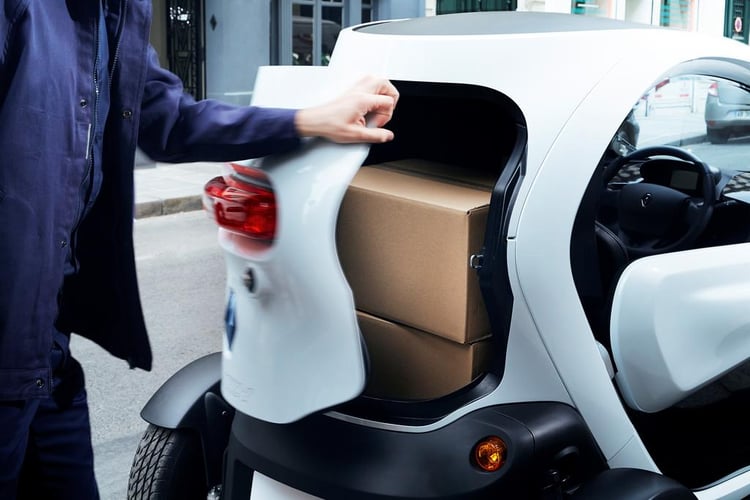Le Twizy Cargo peut s'adresser à des entreprises de livraison de courrier.