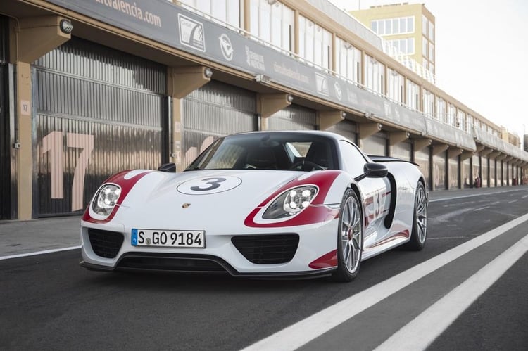 Porsche 918 Spyder Weissach Package : vue de face